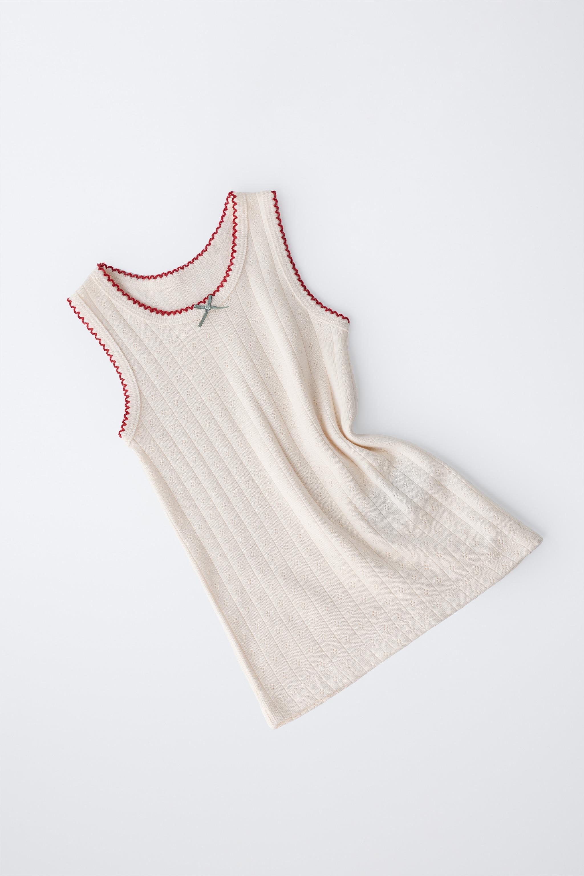 1/2 - 6 ANS / LOT DE T-SHIRT ET CULOTTES POINTELLE